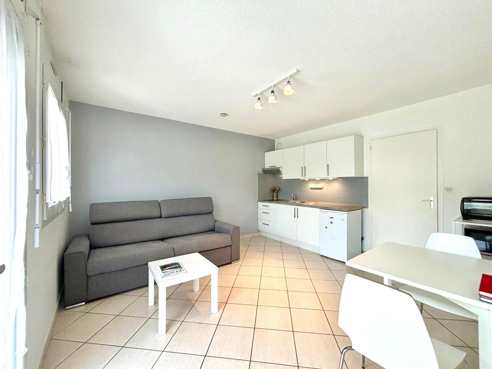 Studio Renove A Annecy Avec Terrasse, Proche Commerces Et Parking Prive - Fr-1-432-42 Eksteriør billede